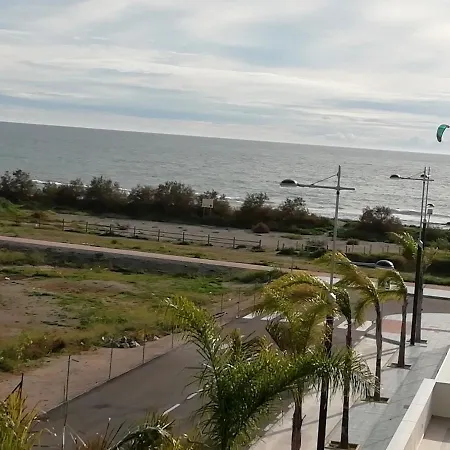 Primera Linea De La Playa En Torrox